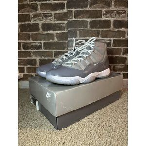 Size 10.5 - Jordan 11 Retro "Cool Grey" CT8012-005 2021